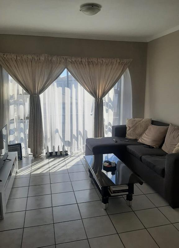To Let 2 Bedroom Property for Rent in Parklands Western Cape